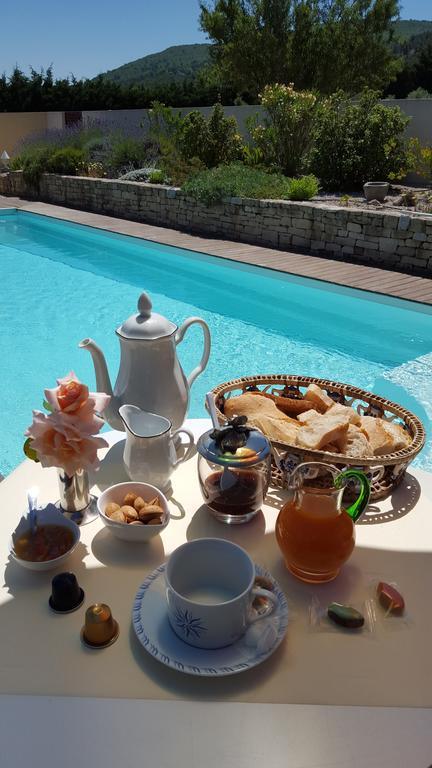 Lamanderie En Provence Bed and Breakfast Alleins Δωμάτιο φωτογραφία