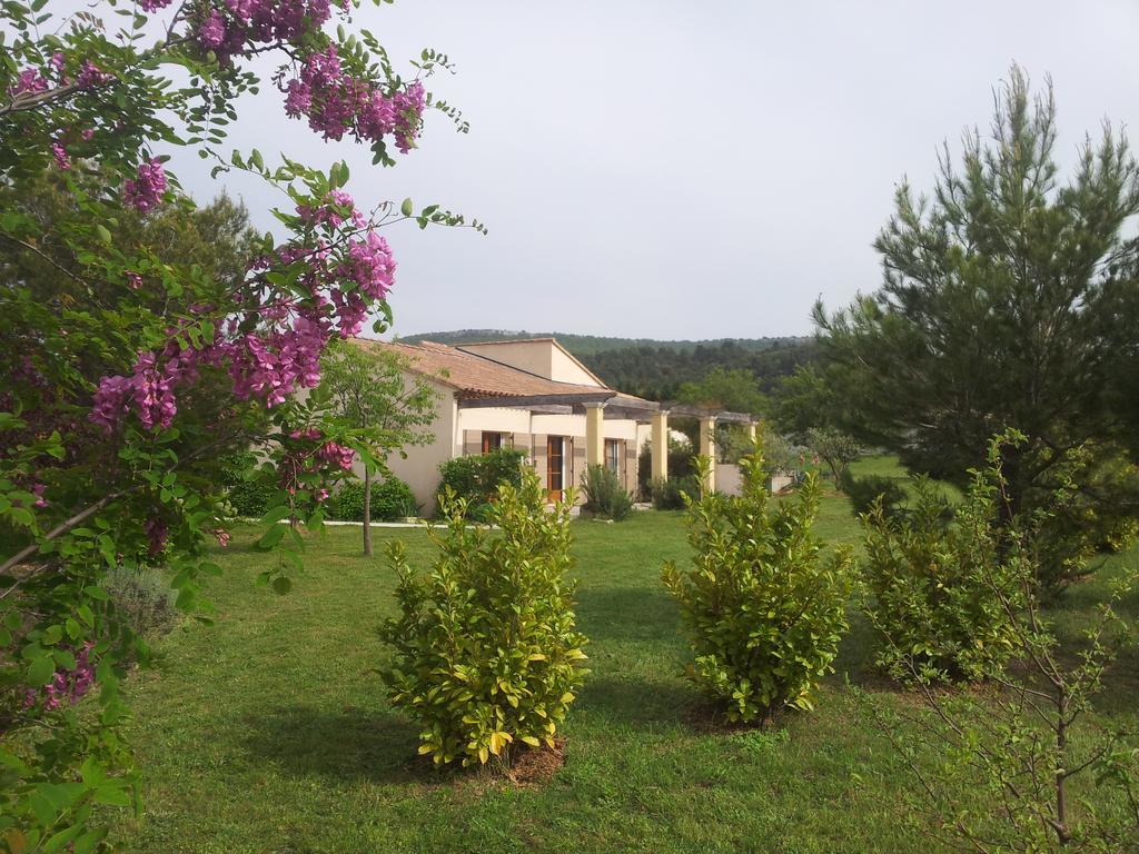 Lamanderie En Provence Bed and Breakfast Alleins Δωμάτιο φωτογραφία