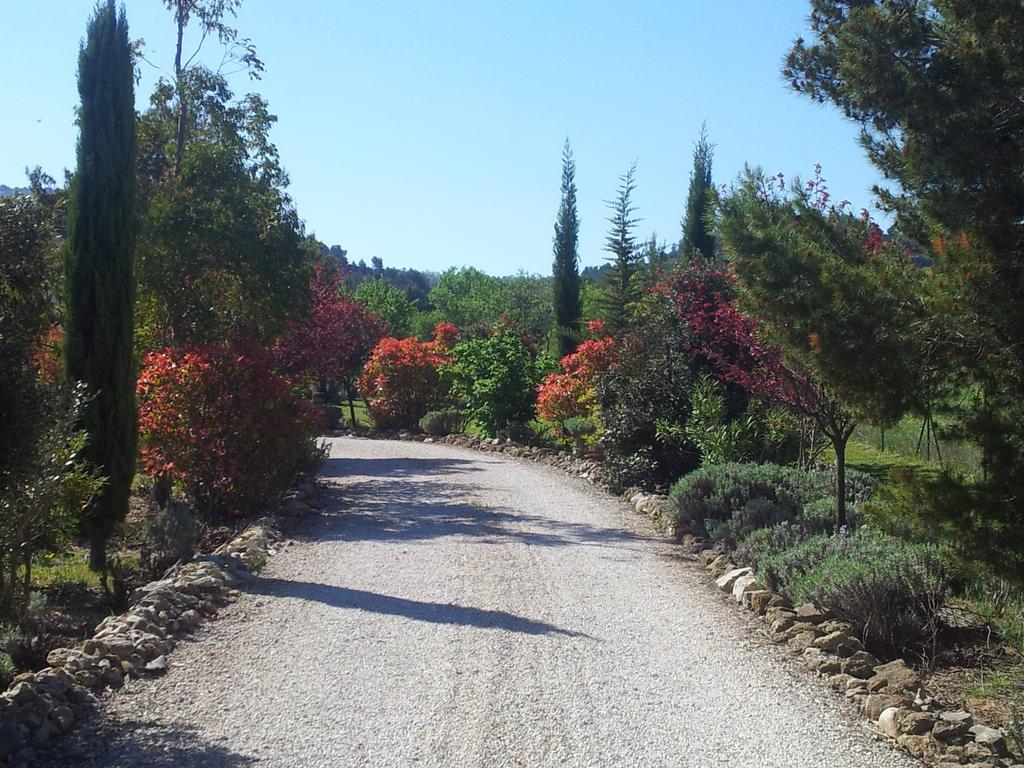 Lamanderie En Provence Bed and Breakfast Alleins Εξωτερικό φωτογραφία